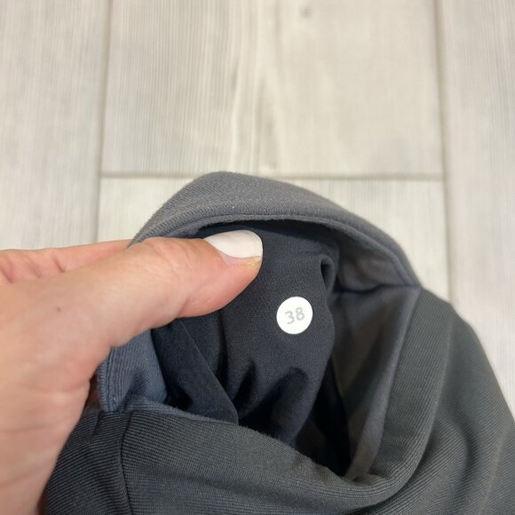 Lululemon Athletic Casual Shorts Men 38 Gray Colorblock Two Tone Activewear Golf - Picture 4 of 8